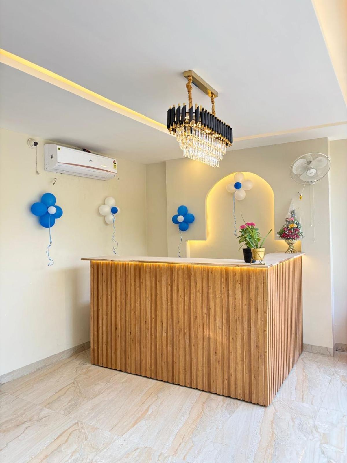 Hotel Vilaasitaa Vijay Nagar อินดอร์ ภายนอก รูปภาพ